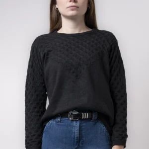 Sweater con triángulos retenidos en mohair