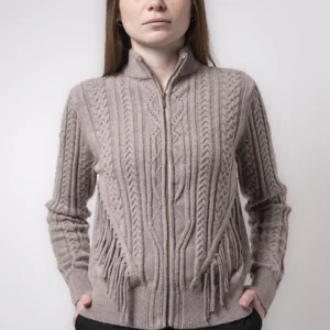 Campera de punto trenzado y aranes en viscosa